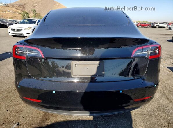 5YJ3E1EB8NF198768 2022 TESLA MODEL Black Вид ззаду