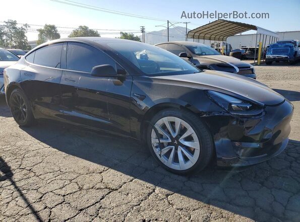 5YJ3E1EB8NF198768 2022 TESLA MODEL Black Передня права чверть