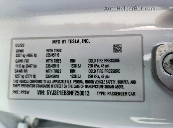 5YJ3E1EB8NF250013 2022 TESLA MODEL White ძრავის განყოფილების ხედი