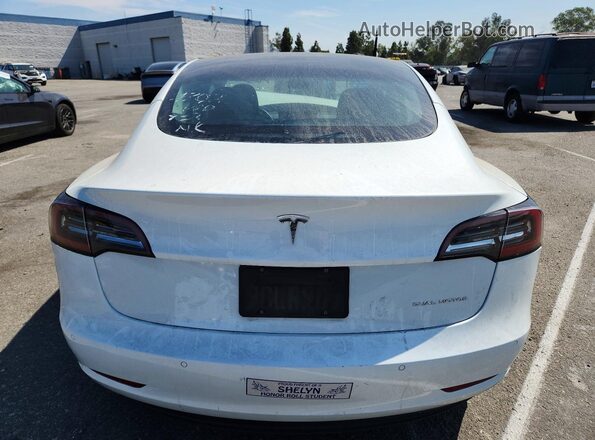 5YJ3E1EB8NF274702 2022 TESLA MODEL White უკანა ხედი