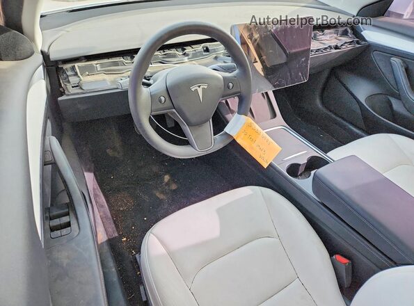 5YJ3E1EB8NF315619 2022 TESLA MODEL 3 White Widok zestawu wskaźników