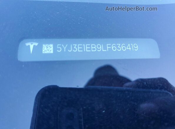 5YJ3E1EB9LF636419 2020 TESLA MODEL Blue Engine compartment view