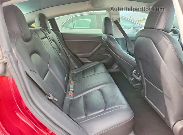 5YJ3E1EB9NF192557 2022 TESLA MODEL Красный Вид задних сидений