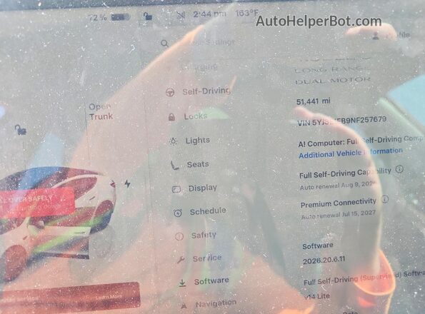5YJ3E1EB9NF257679 2022 TESLA MODEL White ხელსაწყოთა პანელის ხედი