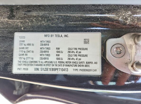 5YJ3E1EB9PF710413 2023 TESLA MODEL Black Շարժիչի բաժամունքի տեսք