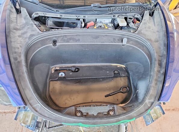5YJ3E1EBXKF214092 2019 TESLA MODEL Blue Widok wnętrza z tyłu