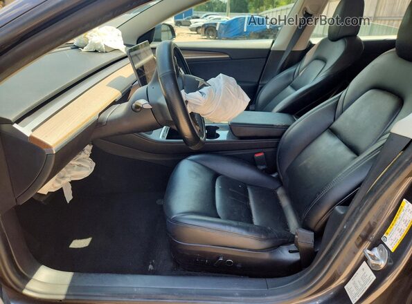 5YJ3E1EBXNF180501 2022 TESLA MODEL Серый Вид салона спереди