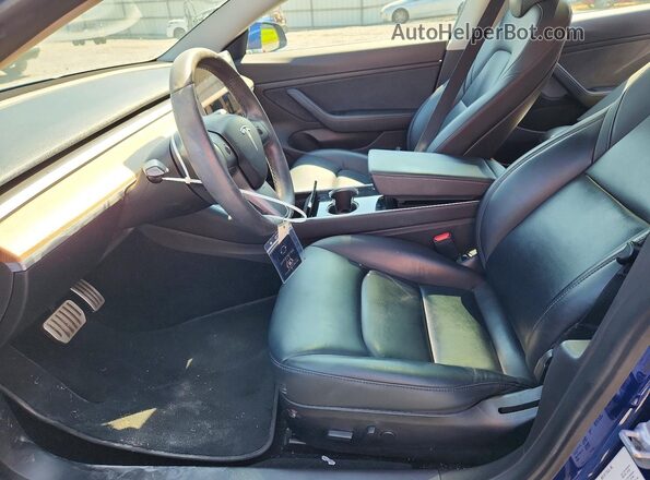5YJ3E1EC3LF623805 2020 TESLA MODEL Синий Вид салона спереди