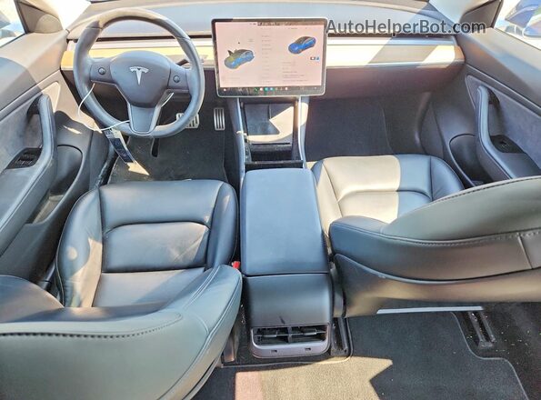 5YJ3E1EC3LF623805 2020 TESLA MODEL Синий Вид панели приборов