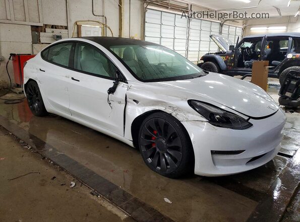 5YJ3E1EC5MF095993 2021 TESLA MODEL White Передня права чверть
