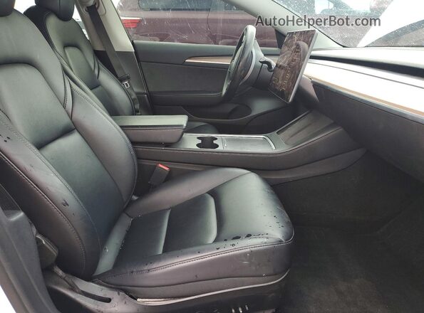 5YJ3E1EC9NF239434 2022 TESLA MODEL White წინა სალონის ხედი