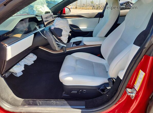 5YJSA1E56NF473877 2022 TESLA MODEL Red Front interior view
