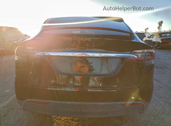 5YJXCBE21JF117889 2018 TESLA MODEL Black Vista trasera