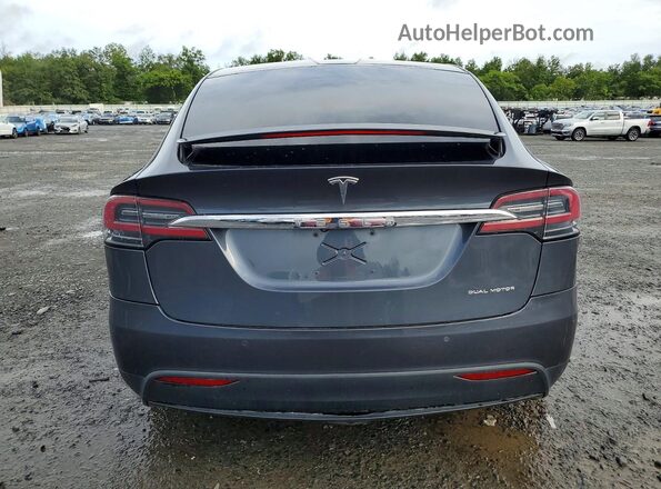 5YJXCBE21LF261784 2020 TESLA MODEL Gray Вид салону спереду