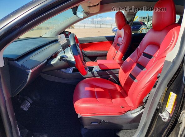 5YJYGAEE0MF191127 2021 TESLA MODEL Черный Вид салона спереди