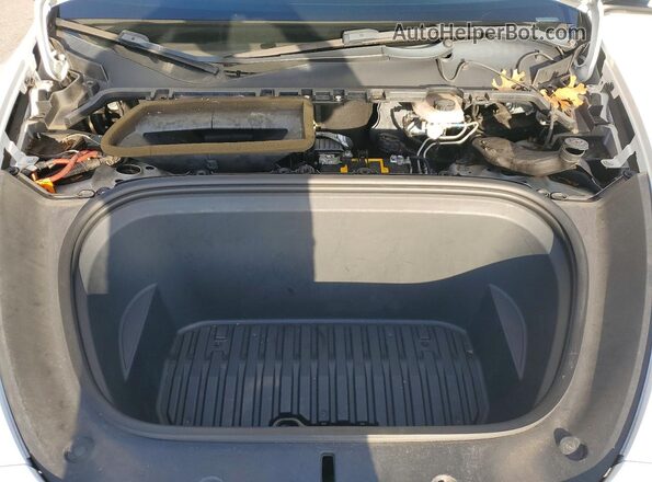 5YJYGDED6MF122631 2021 TESLA MODEL Белый Вид задней части салона