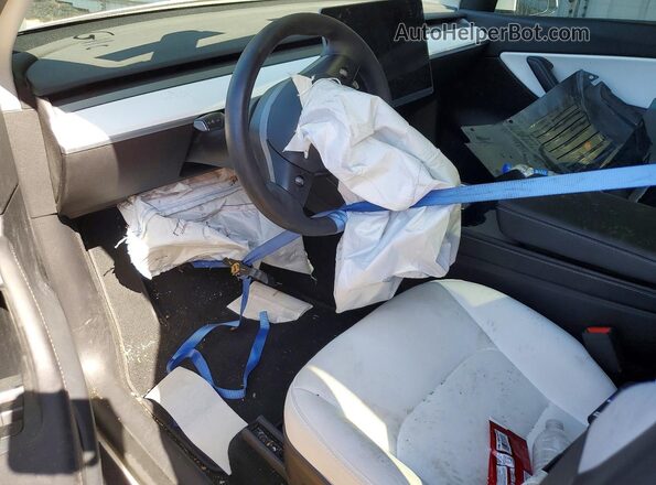 5YJYGDEE0MF144830 2021 TESLA MODEL White Vista del salpicadero