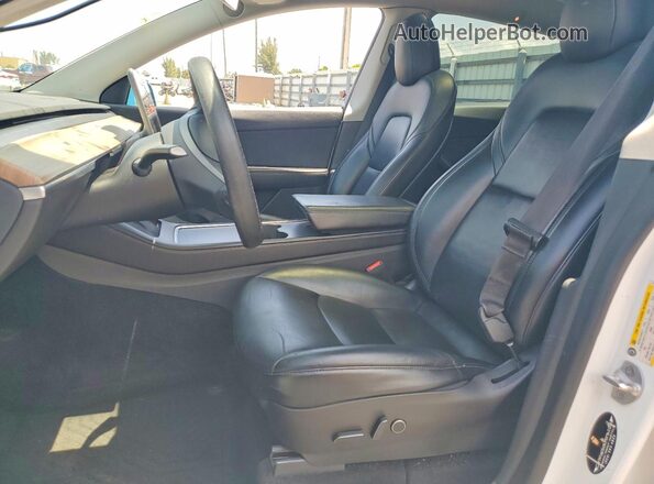 5YJYGDEE0MF279046 2021 TESLA MODEL Blue Вид салону спереду