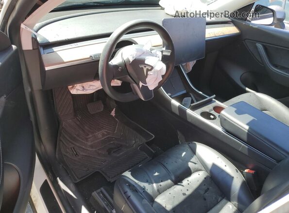 5YJYGDEE1LF028406 2020 TESLA MODEL Белый Вид панели приборов