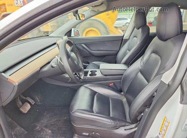 5YJYGDEE3MF255484 2021 TESLA MODEL White Սալոնի դիմացի տեսք