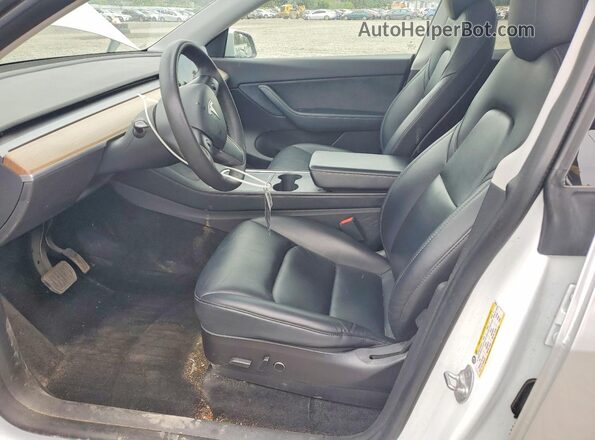 5YJYGDEE4MF262122 2021 TESLA MODEL Silver Սալոնի դիմացի տեսք