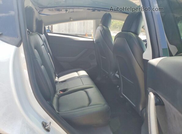 5YJYGDEE5MF068361 2021 TESLA MODEL Белый Вид задних сидений