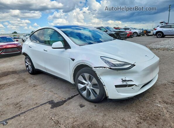 5YJYGDEE9MF303005 2021 TESLA MODEL White Передня права чверть