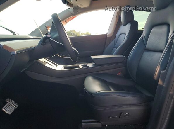 5YJYGDEF1MF194757 2021 TESLA MODEL Gray წინა სალონის ხედი
