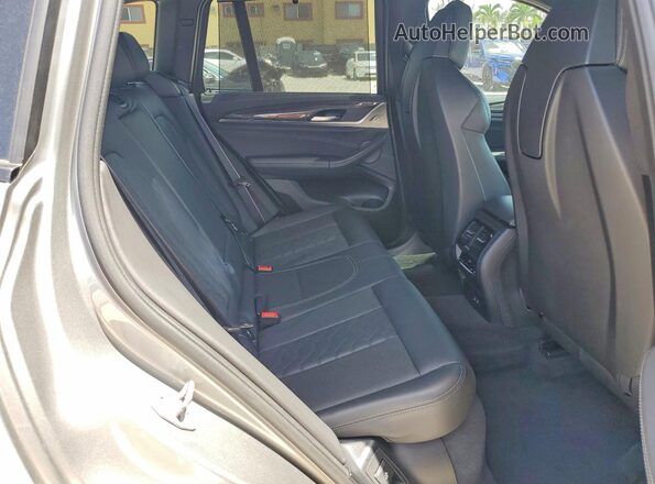 5YMTS0C09M9E02128 2021 BMW X3 Gray უკანა სავარძლების ხედი