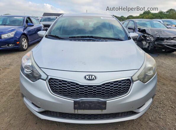 KNAFX5A82G5494847 2016 KIA FORTE Серебряный Вид сзади