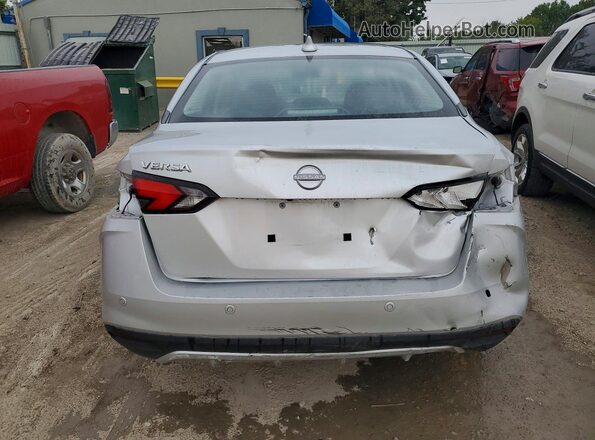 3N1CN8EV3SL826058 2025 NISSAN VERSA Silver Widok z tyłu