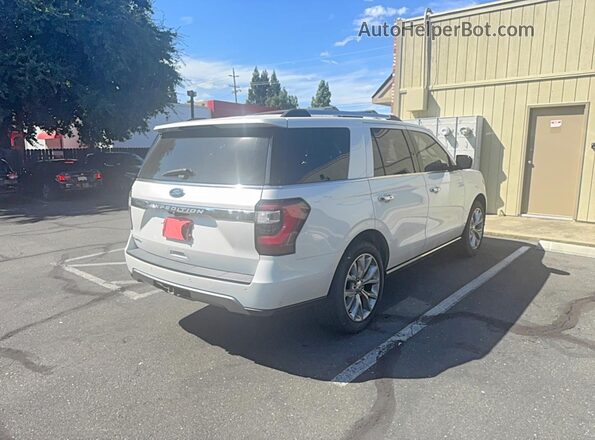 1FMJU2AT4JEA70047 2018 FORD EXPEDITION White Widok z przodu