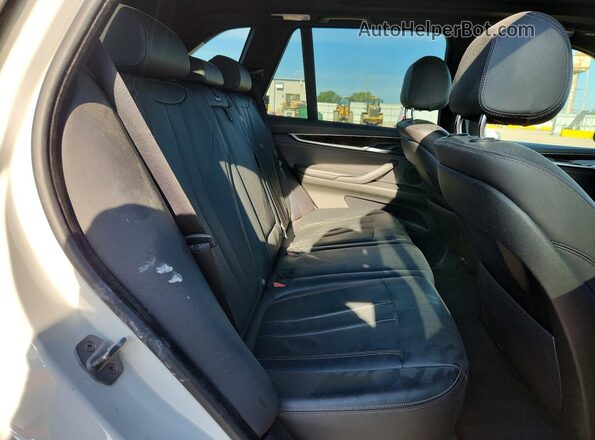 5UXKT0C57J0W02451 2018 BMW X5 White Engine compartment view