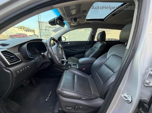 KM8J33AL4KU855359 2019 HYUNDAI TUCSON Серебряный Вид сзади