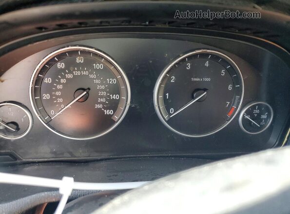 5UXWX9C51H0T07723 2017 BMW X3 White Հետևի նստատեղերի տեսք