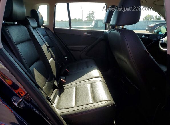 WVGBV7AX0GW601152 2016 VOLKSWAGEN TIGUAN Blue ძრავის განყოფილების ხედი