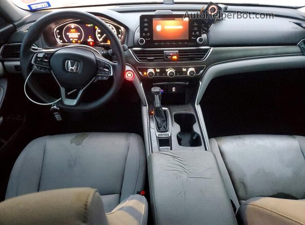 1HGCV1F15JA168119 2018 HONDA ACCORD Silver Սարքավորումների վահանակի տեսք