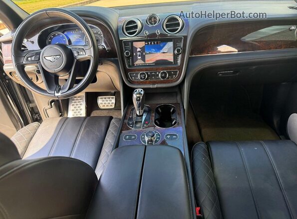 SJAAC2ZV8HC014584 2017 BENTLEY BENTAYGA Black Rear seats view