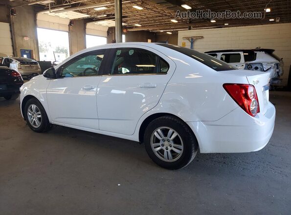 1G1JC5SH6G4146037 2016 CHEVROLET SONIC White Задня права чверть
