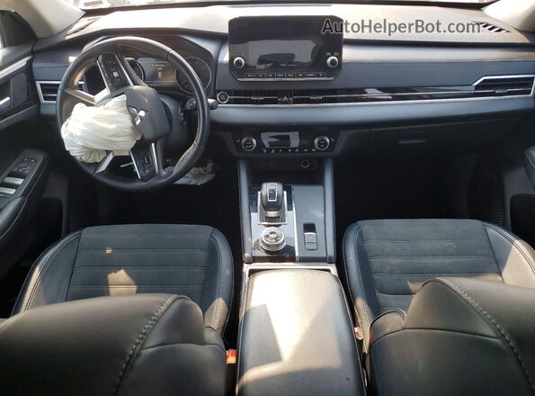 JA4J4VA82RZ068748 2024 MITSUBISHI OUTLANDER Red Dashboard view