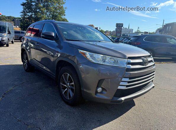 5TDJZRFH4JS523113 2018 TOYOTA HIGHLANDER Gray Front view