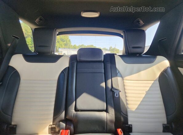 4JGDA5GB6GA774918 2016 MERCEDES-BENZ GLE-CLASS Silver Widok wnętrza z tyłu
