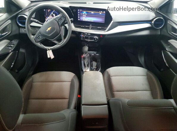 KL77LHEP6TC065493 2026 CHEVROLET TRAX Белый Вид щитка приборов