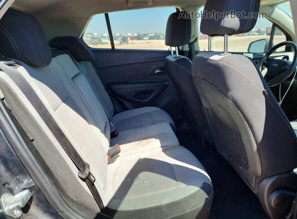 3GNCJKSB1GL158775 2016 CHEVROLET TRAX Gray Widok wnętrza z tyłu