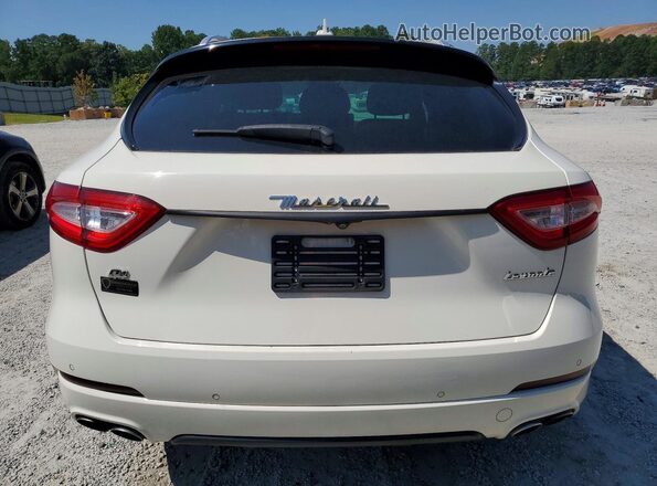 ZN661XUL5JX294345 2018 MASERATI ALL OTHER White Front interior view