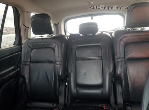 5LM5J7XC1LGL13123 2020 LINCOLN AVIATOR Black Вид задньої частини салону