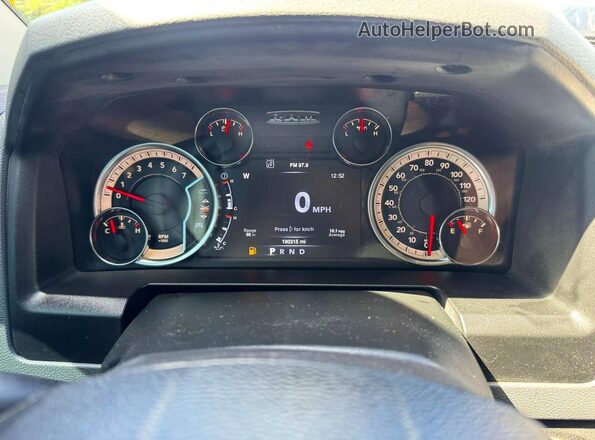 1C6RR7LT6LS152439 2020 RAM 1500 Charcoal Dashboard view