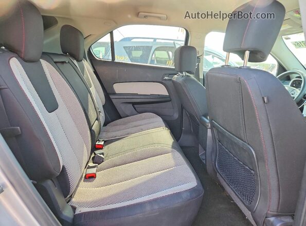 2GNALBEK7H1588424 2017 CHEVROLET EQUINOX Серебряный Вид задней части салона