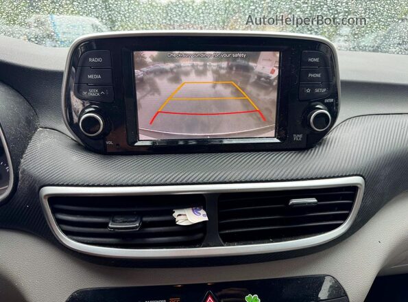 KM8J2CA49LU148951 2020 HYUNDAI TUCSON White Vista interior trasera
