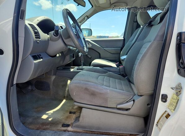 1N6BD0CT2GN902467 2016 NISSAN FRONTIER White წინა პანელის ხედი